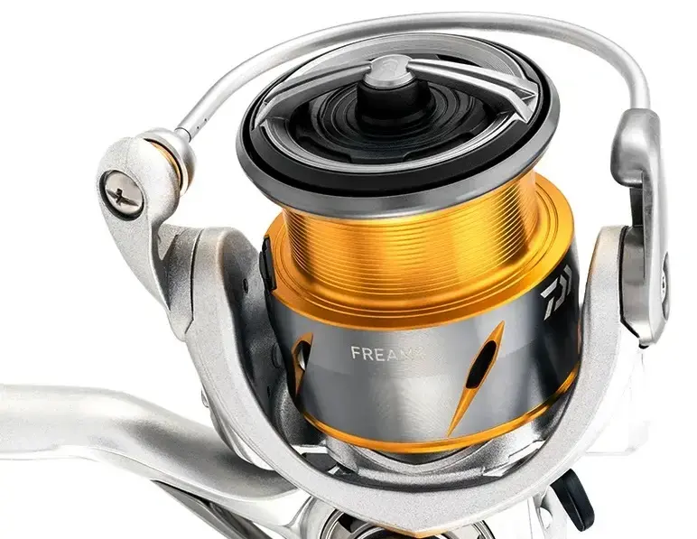 DAIWA Naviják FREAMS LT 3000 C