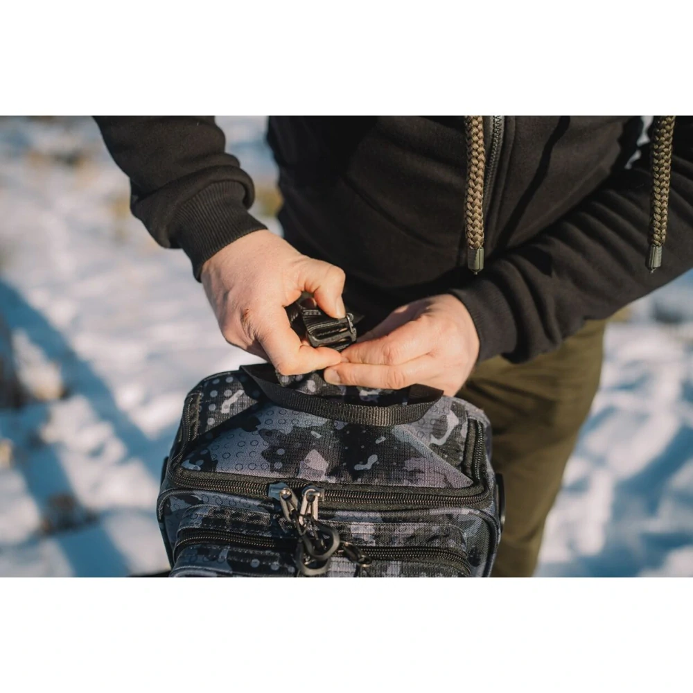 GIANTS FISHING Vláčecí batoh Spinning Rucksack/Bag 3in1
